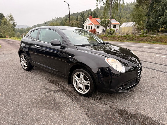 Alfa Romeo MiTo 3 of 11