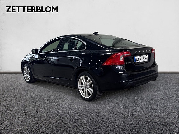 Volvo S60 3 of 15