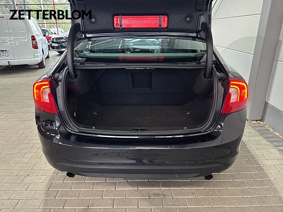 Volvo S60 6 of 15