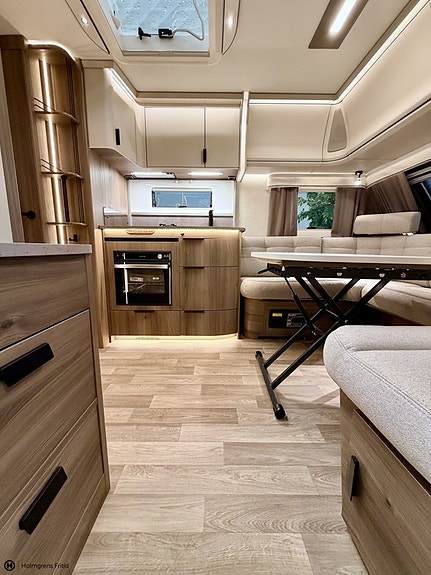 Kabe Royal 560 GLE KS 7 of 14