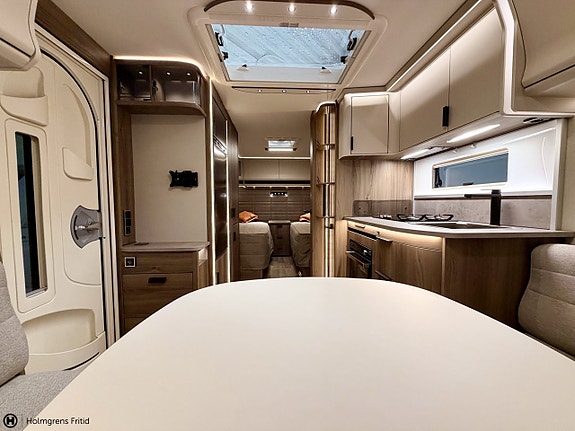 Kabe Royal 560 GLE KS 2 of 14