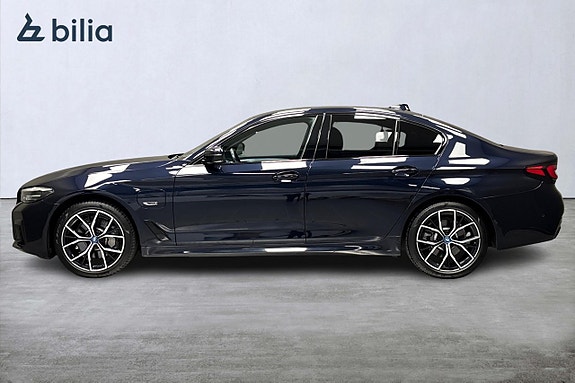 BMW 530e 4 of 14