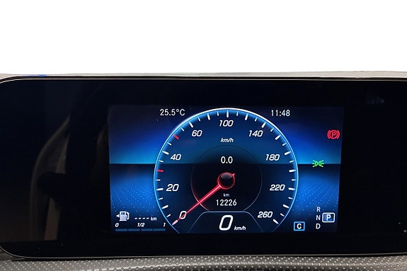 Mercedes-Benz CLA200 12 of 21