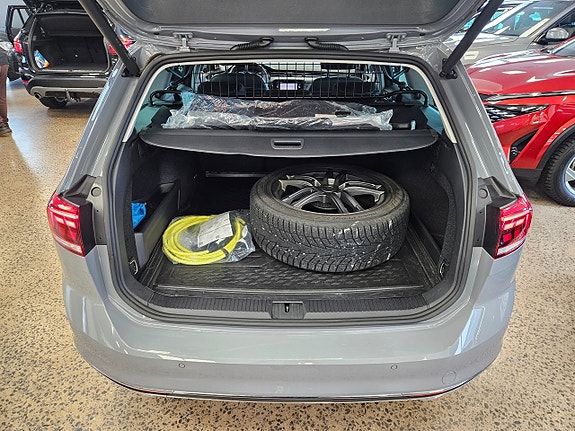 Volkswagen Passat 22 of 23