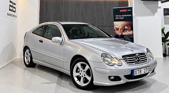 Mercedes-Benz C180 2 of 16