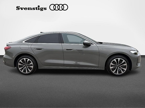 Audi A5 2 of 11