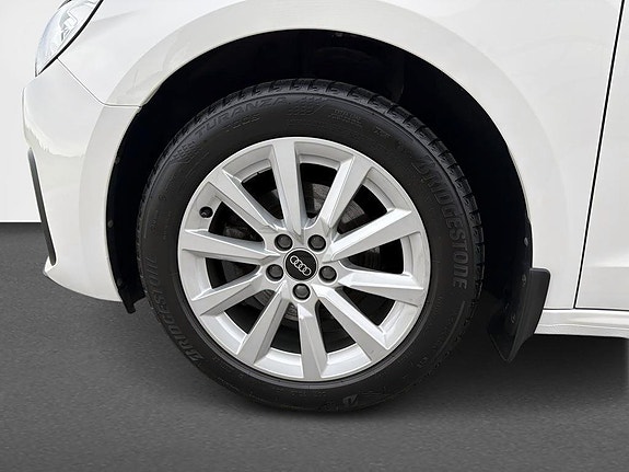 Audi A1 8 of 13