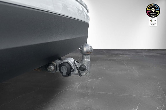 Volvo XC60 10 of 25