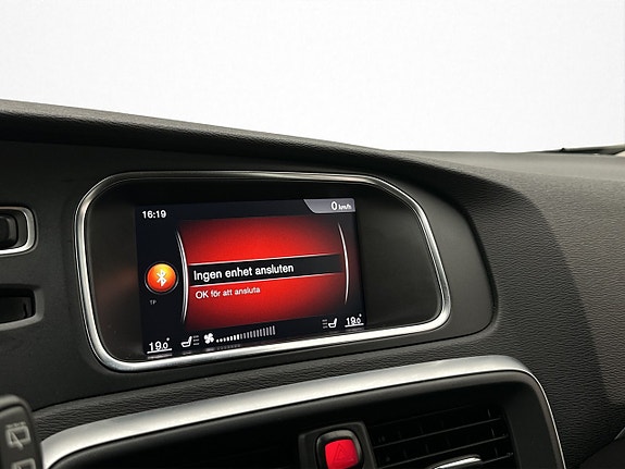 Volvo V40 15 of 30