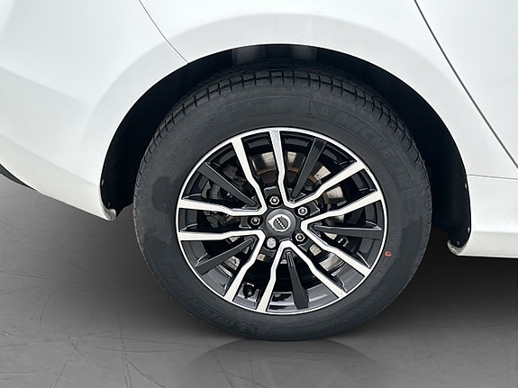 Volvo V40 28 of 30
