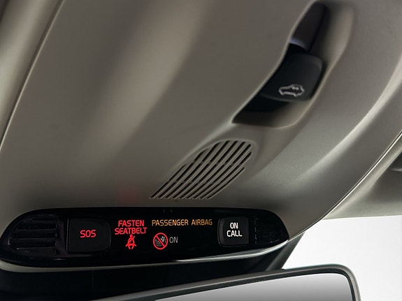 Volvo V40 20 of 30