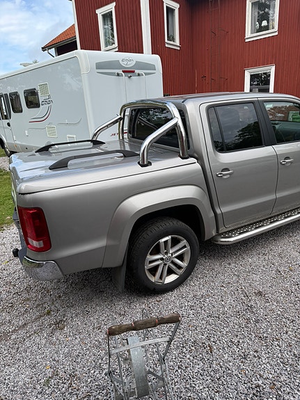 Volkswagen Amarok 8 of 9