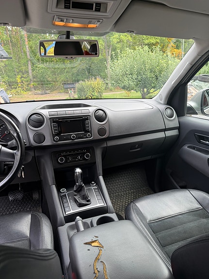 Volkswagen Amarok 3 of 9