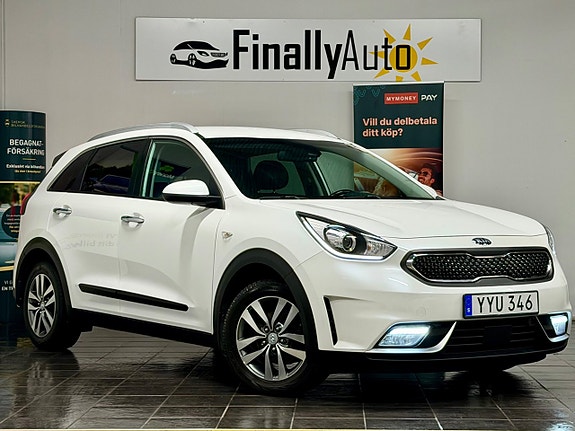 Kia Niro 2 of 17