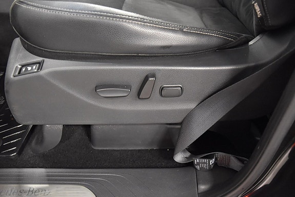 Mercedes-Benz X350 d 16 of 22