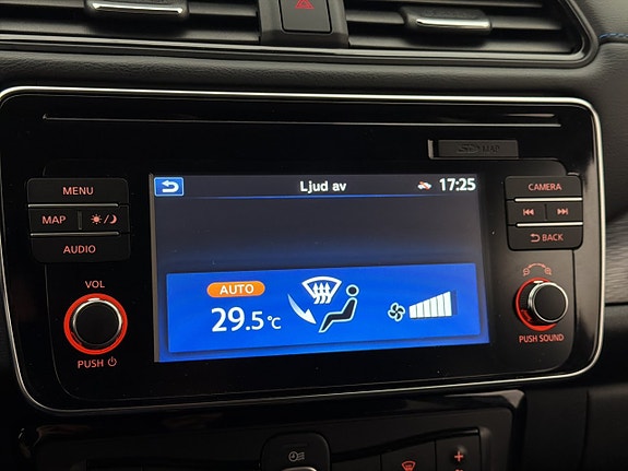 Nissan Leaf 17 of 30