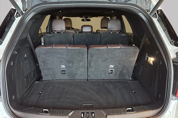 Ford Explorer 7 of 10