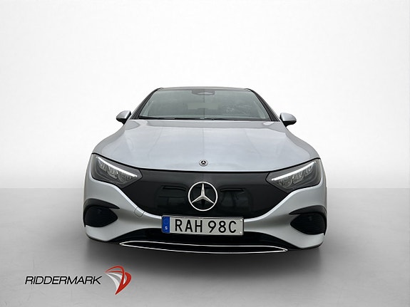 Mercedes-Benz EQE300 3 of 30