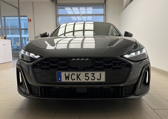 Audi A5 2 of 12
