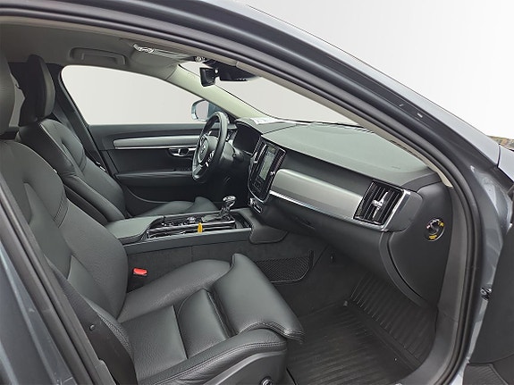 Volvo V90 10 of 11