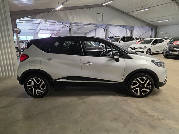 Renault Captur 3 of 10