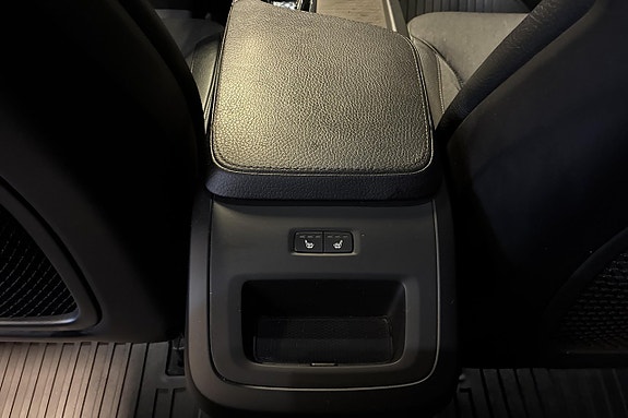 Volvo V90 Cross Country 22 of 23