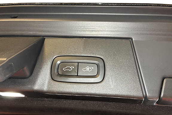 Volvo V90 Cross Country 20 of 23
