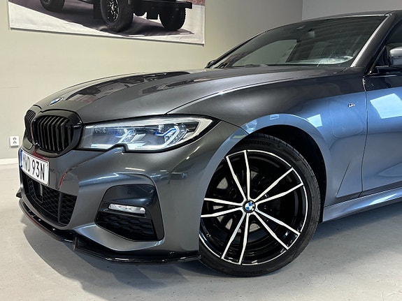 BMW 320d 5 of 30