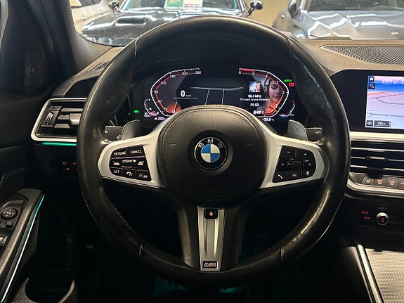 BMW 320d 17 of 30