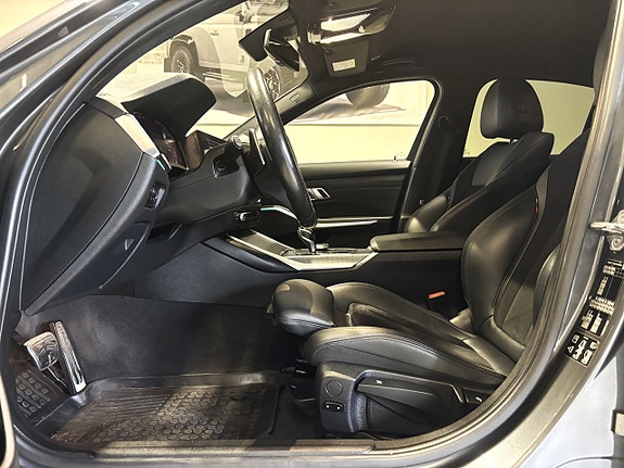 BMW 320d 12 of 30