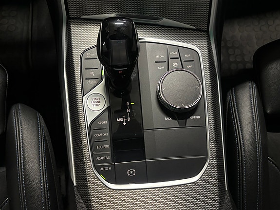 BMW 320d 15 of 30