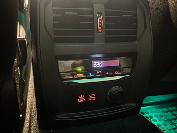 BMW 320d 27 of 30