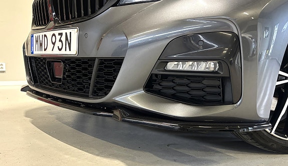BMW 320d 2 of 30