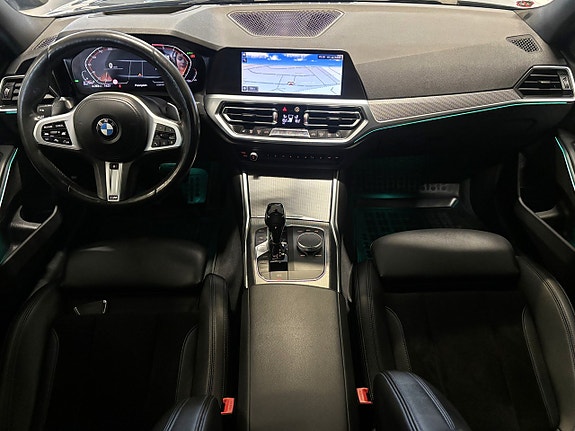 BMW 320d 19 of 30