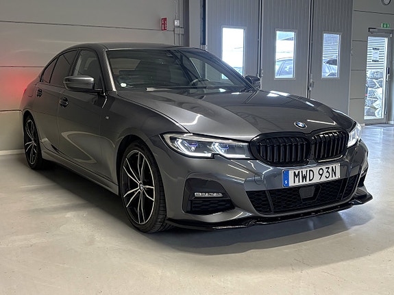 BMW 320d 8 of 30