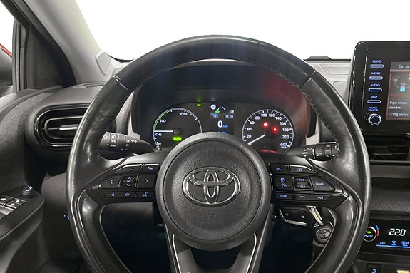 Toyota Yaris 12 of 26