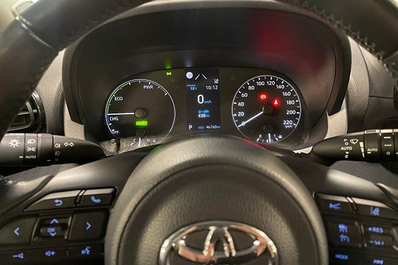 Toyota Yaris 23 of 26