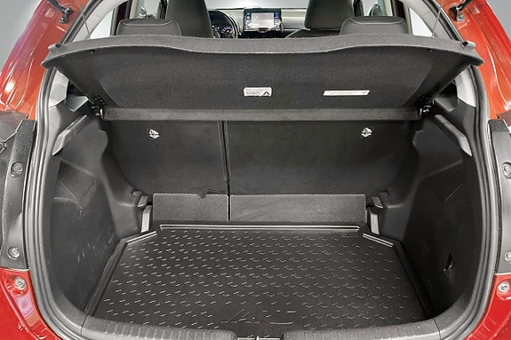 Toyota Yaris 17 of 26