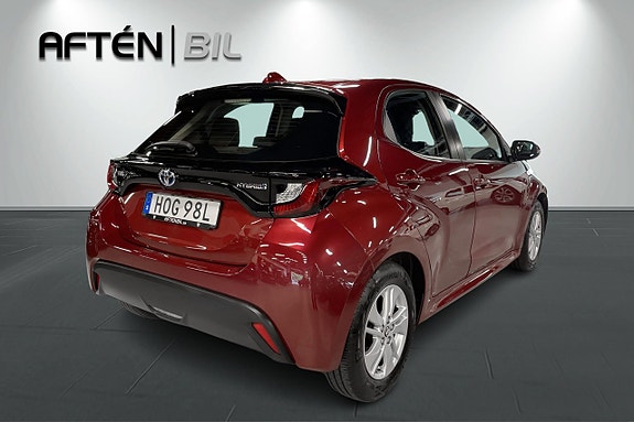 Toyota Yaris 10 of 26