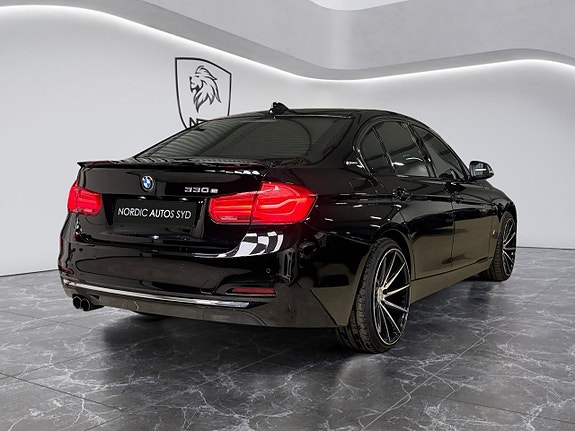 BMW 330e 6 of 23