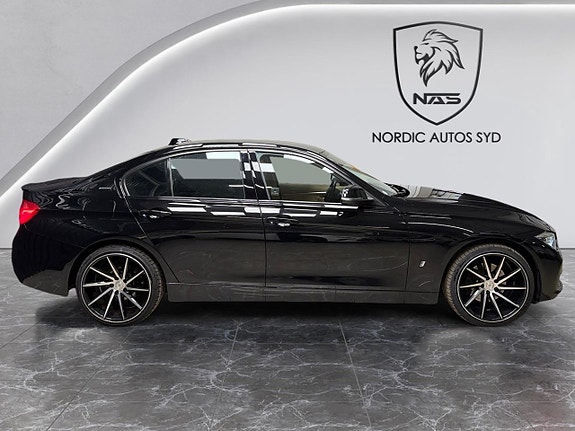 BMW 330e 7 of 23