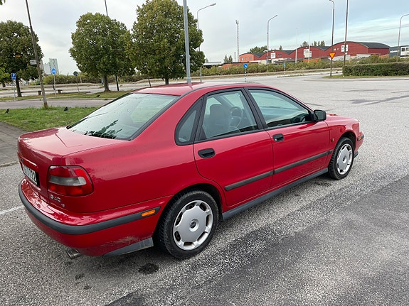 Volvo S40 7 of 23