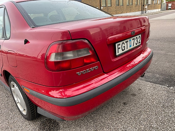 Volvo S40 8 of 23