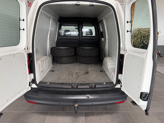 Volkswagen Caddy Maxi 11 of 17