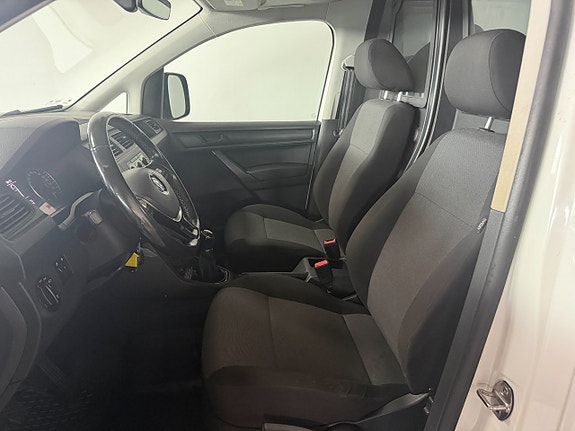 Volkswagen Caddy Maxi 14 of 17