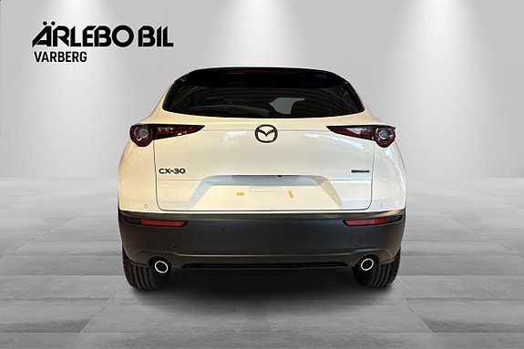 Mazda CX-30 4 of 15