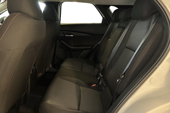 Mazda CX-30 10 of 15
