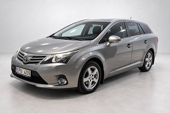 Toyota Avensis 4 of 28