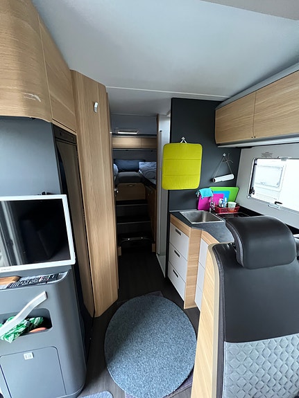 Adria Coral Axels 670 Sl 5 of 8