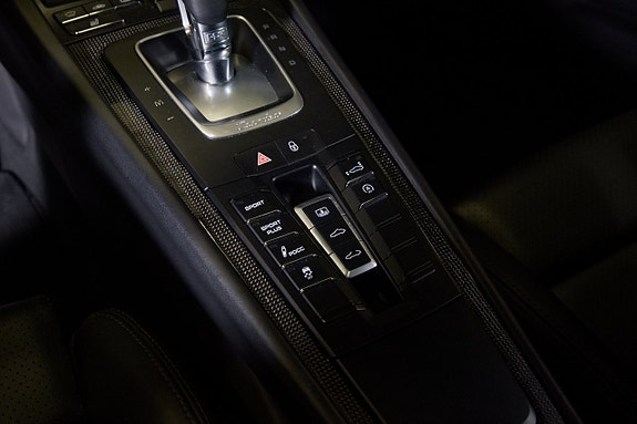 Porsche 911 Turbo S 16 of 21